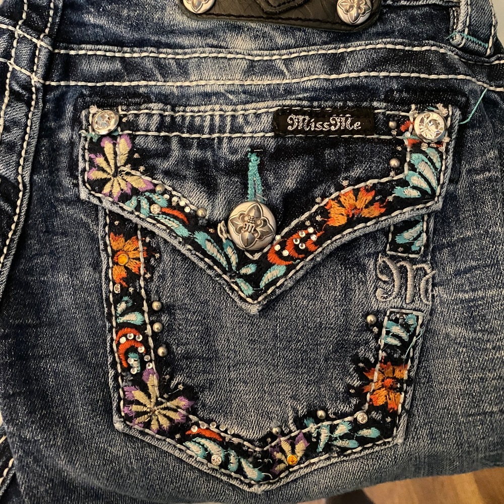 Bootcut Miss Me Jeans